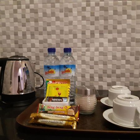 美丽之山家庭旅馆 Sumbawa 外观 照片